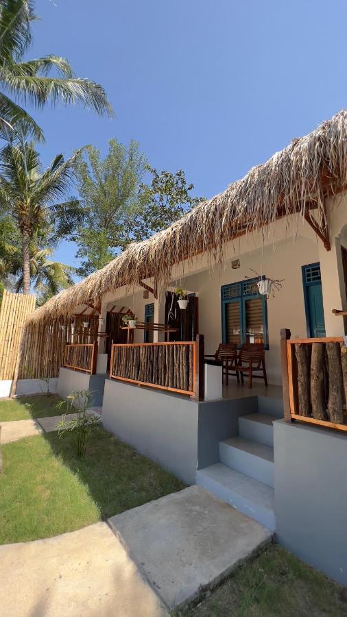 Formosa Beach Club & Bungalow Gili Air Extérieur photo